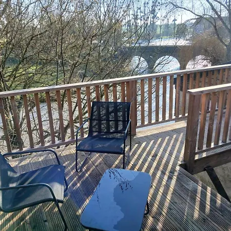 Les Terrasses Perchees Sur La Riviere 2 شقة *