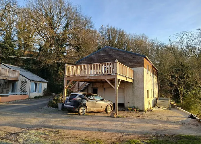 Les Terrasses Perchees Sur La Riviere 2 *